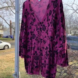 Plus size cardigan sweater for women size 22/24